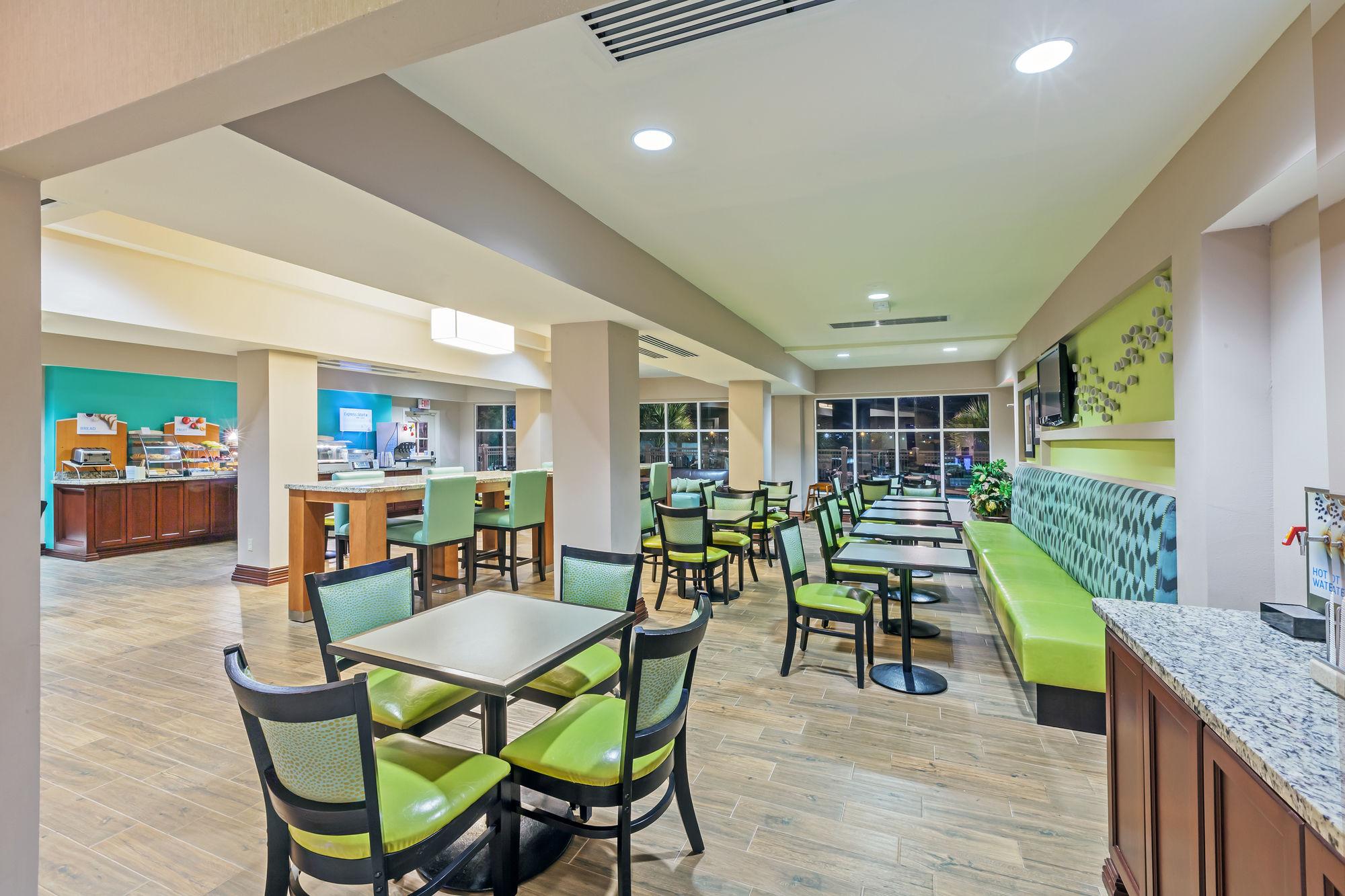 Holiday Inn Express Hotel & Suites Eagle Pass By Ihg Экстерьер фото