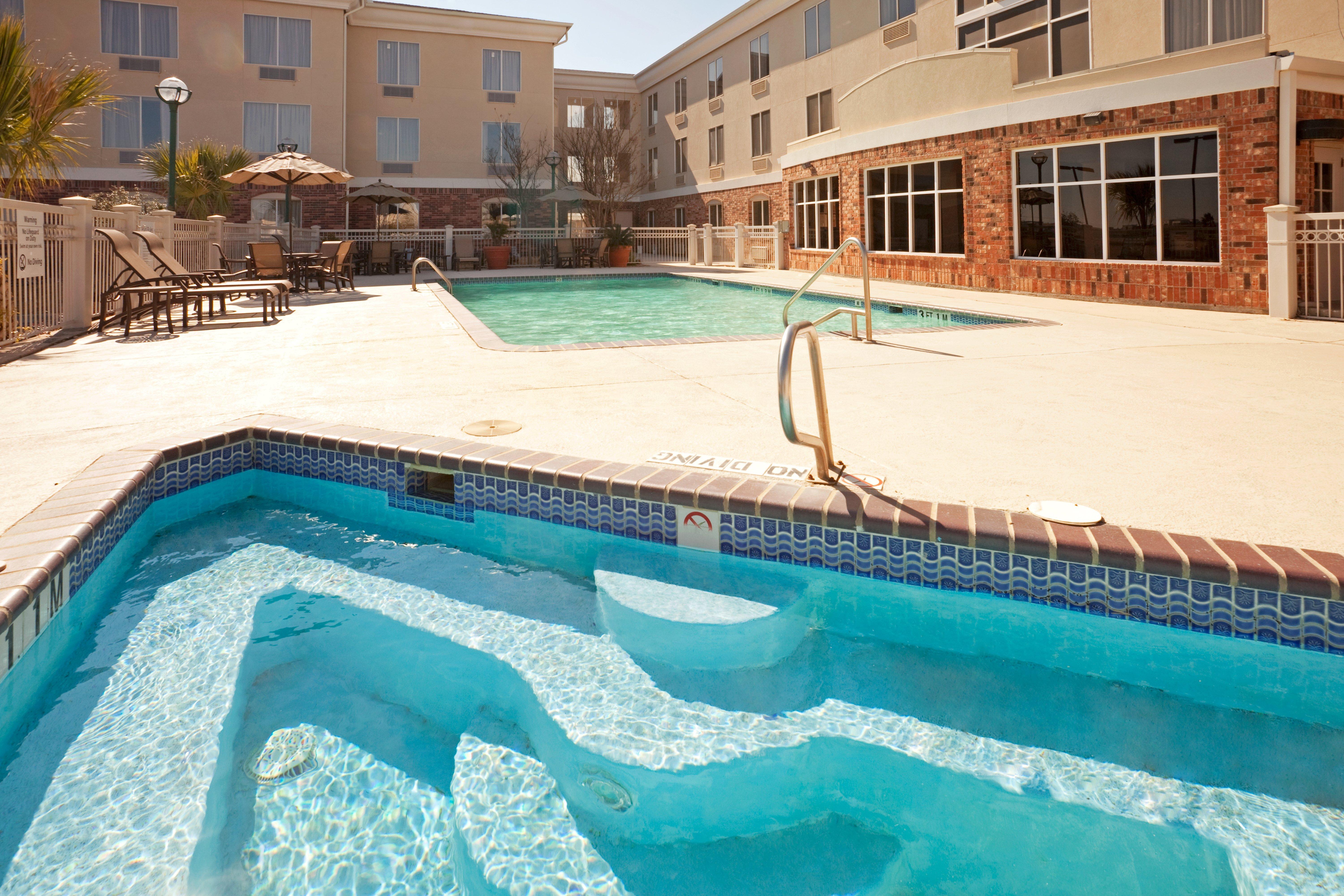 Holiday Inn Express Hotel & Suites Eagle Pass By Ihg Экстерьер фото