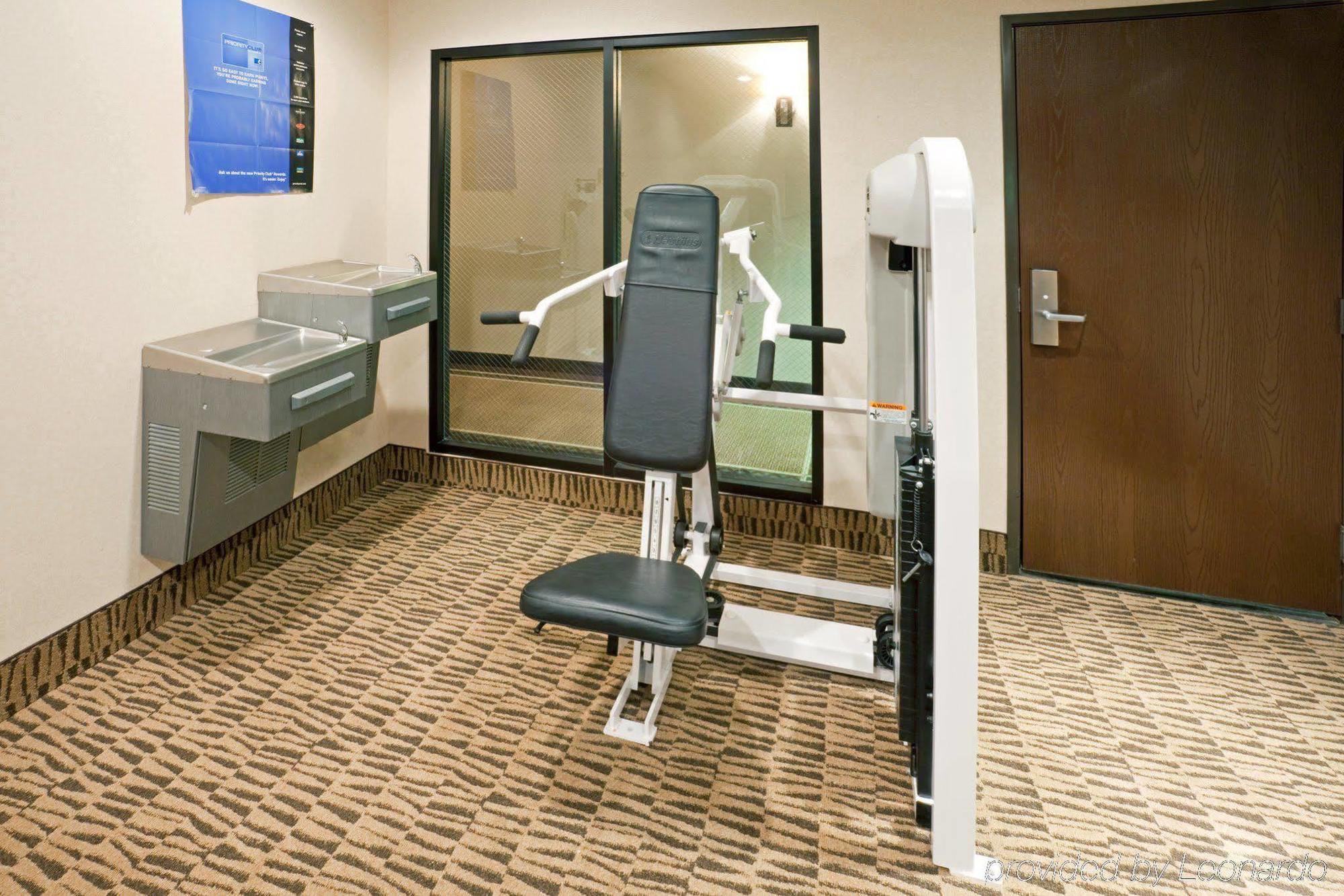 Holiday Inn Express Hotel & Suites Eagle Pass By Ihg Удобства фото